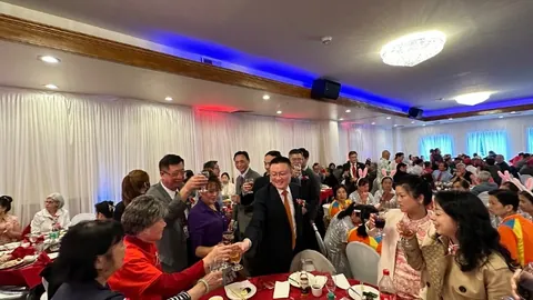 拜仁对阵圣保利：数据复盘：射门数19-10，射正率9-4，控球率66%-34%